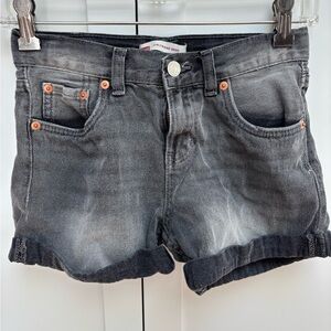 Levi’s Black Denim Girlfriend Short Size 12 Shorts
